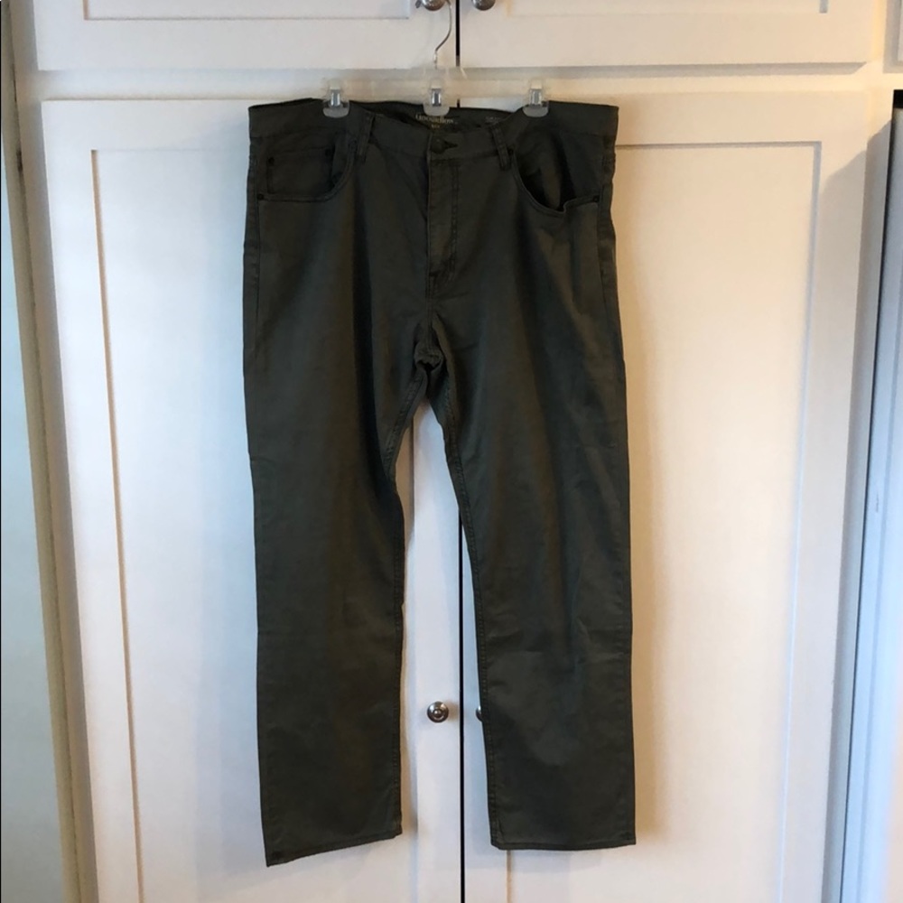 Men’s Dark Green pants